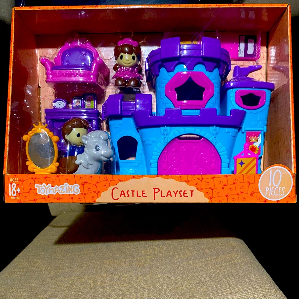 10 piece castle play set